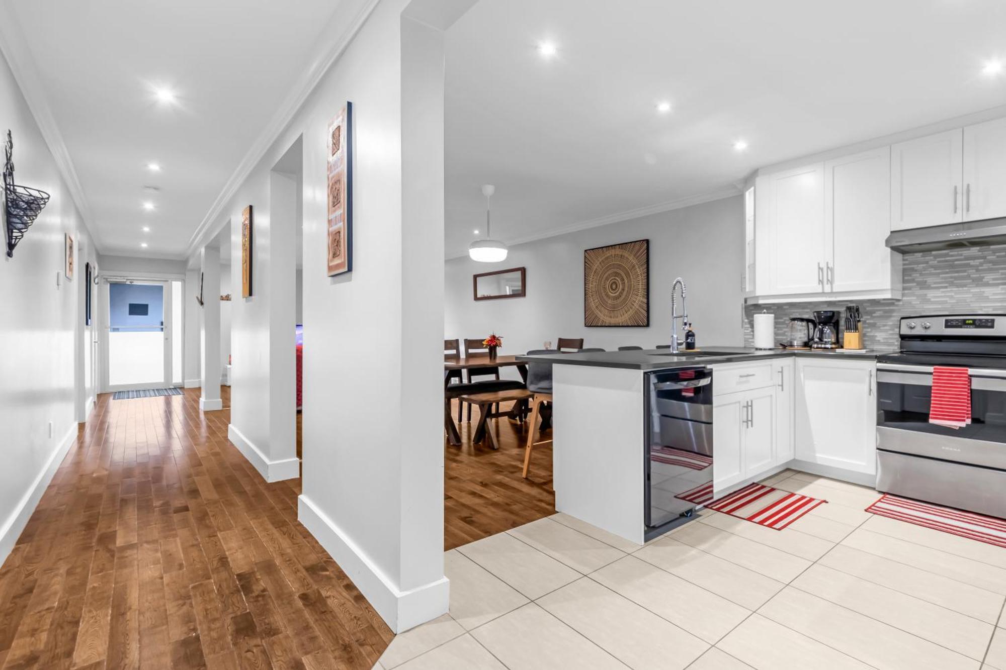 Apartment Amazing 3-bedrooms In Rosemont - Montreal